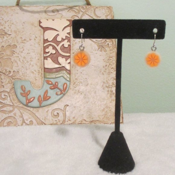 ♦️ B2G1FREE ♦️Tween hypoallergenic flower earring - Picture 4 of 4